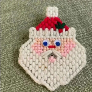 Vintage Homemade Needlepoint Santa Excellent Condition Brooch